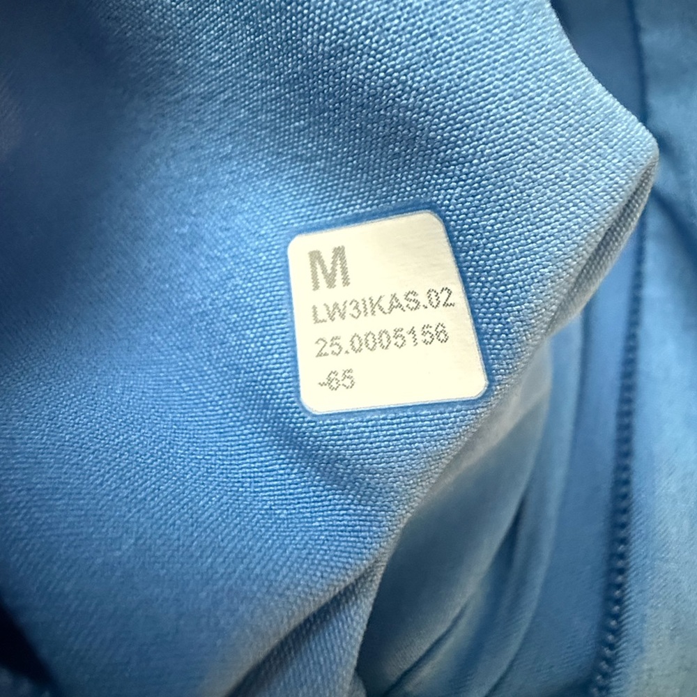 Lululemon UV-Protective Cinch-Waist Running Jacket Pool Party (NWT) - Picture 11 of 11